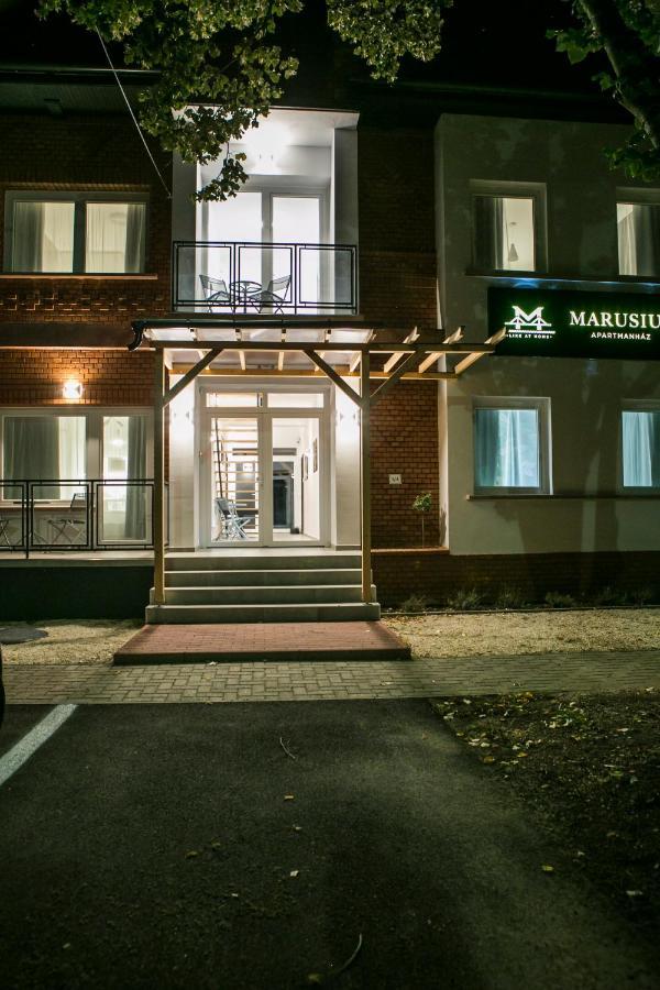 Marusius Apartmanhaz Daire Makó Dış mekan fotoğraf